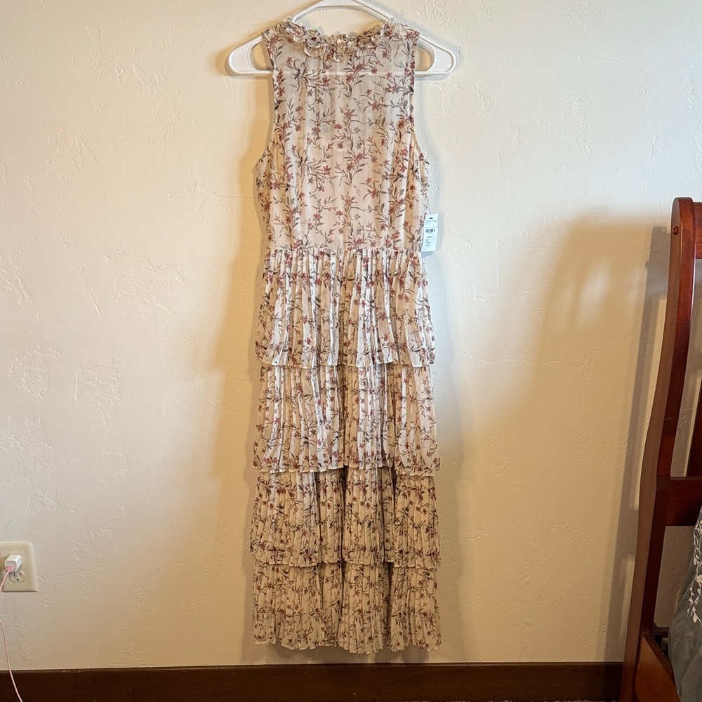 Bohme Floral Sleeveless Maxi Dress in Cream and Pink